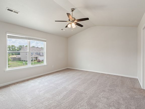 4th image of 3217 Dizzy Dean Dr