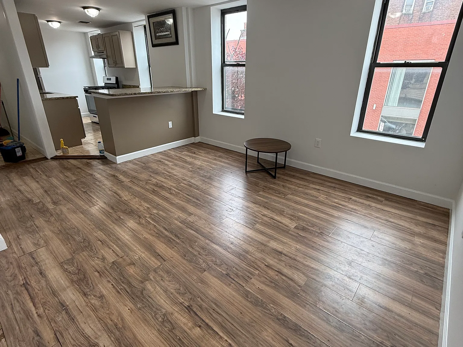 3 bed, $2,375 — Photo 2
