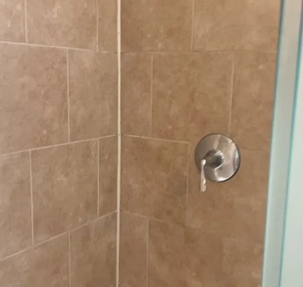 1901 Cloisters Dr #921 — Photo 30