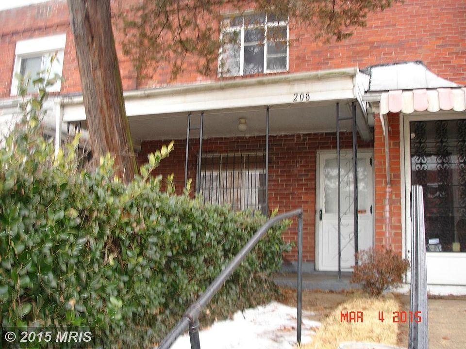 Exterior (Front)
