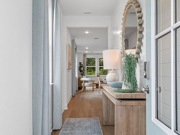 2nd image of 4521 Garden Oaks Way