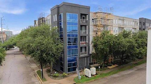 505 Jackson Hill St #307 Photo 1