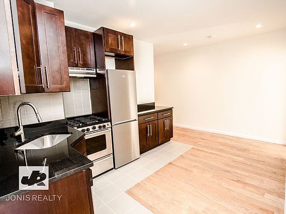 3rd image of 141 2nd Ave #8A