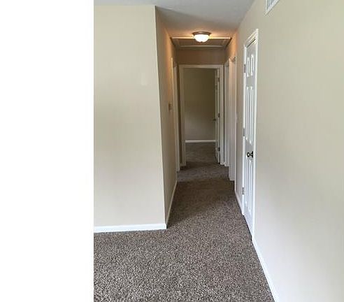 4th image of 614 Lucille Dr