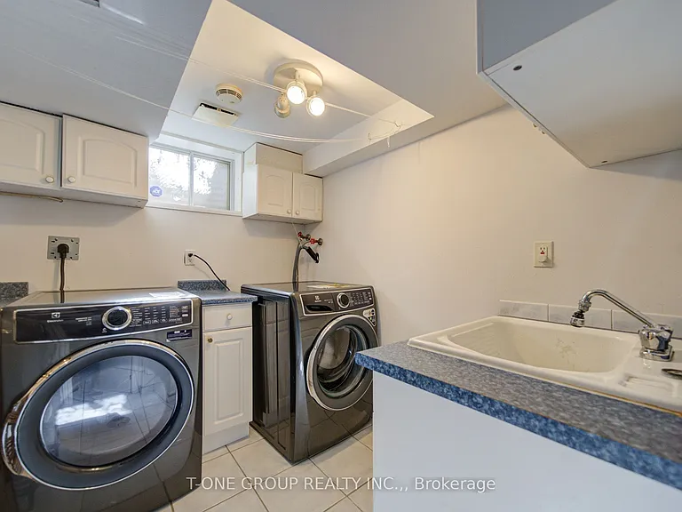 6 Esterbrooke Ave #94 — Photo 32