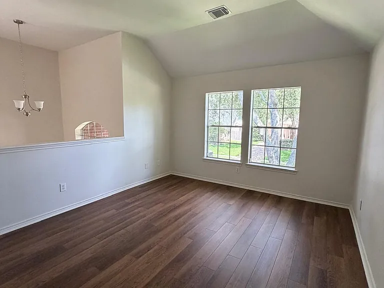 2107 Hill Canyon Ct — Photo 18