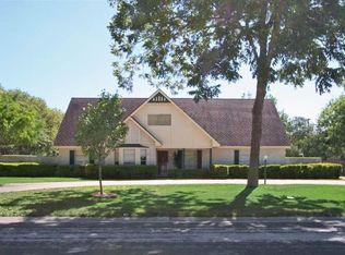 407 Squires Row, Castle Hills, TX 78213