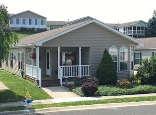 1031 Scenic View Dr, Schwenksville, PA 19473
