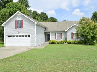 3814 McAllister Dr, Clarksville, TN 37042