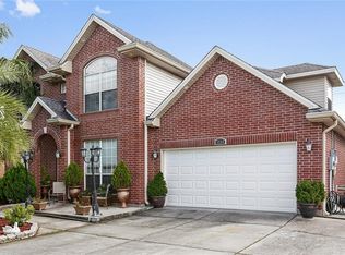 1244 Wyndham N, Gretna, LA 70056