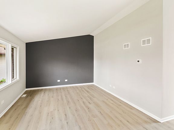 5th image of 4948 Arquilla Dr