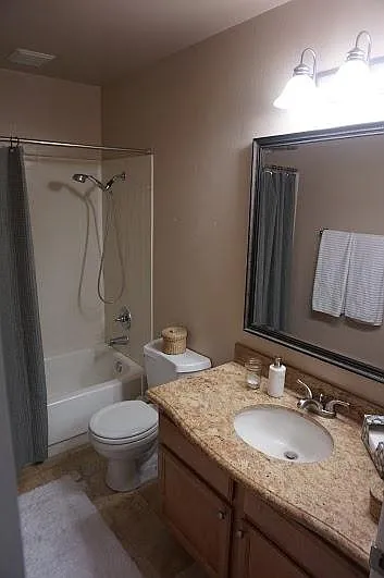 545 Woodside Oaks #2 — Photo 24