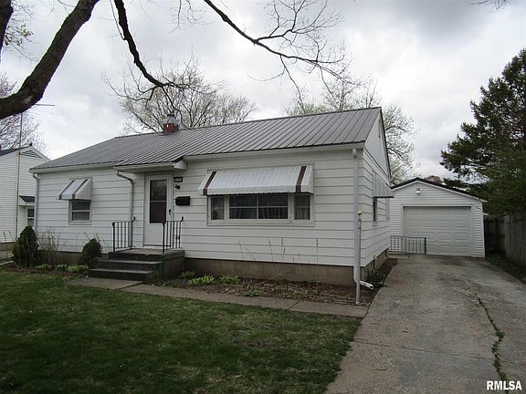 2nd image of 1785 Clay Dr