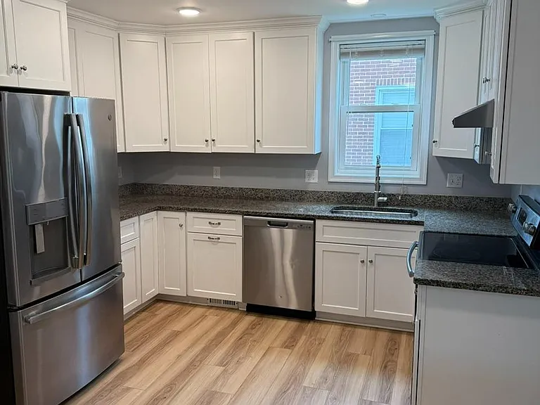 13813 Village Mill Dr — Photo 13
