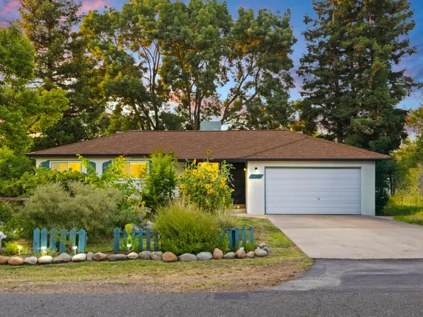 7769 Sycamore Dr, Citrus Heights, CA 95610
