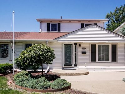 8764 S Kostner Ave, Hometown, IL, 60456