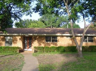 126 N 29th St, Gatesville, TX 76528