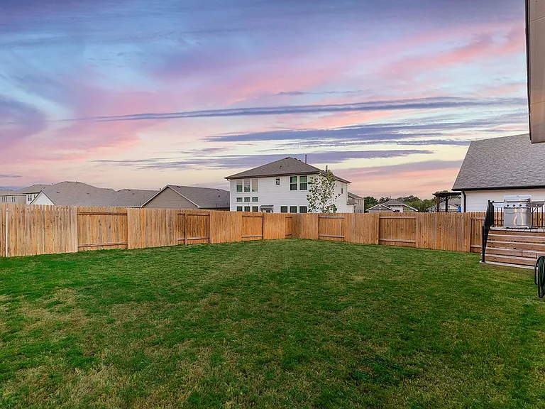309 Greenway Dr — Photo 9