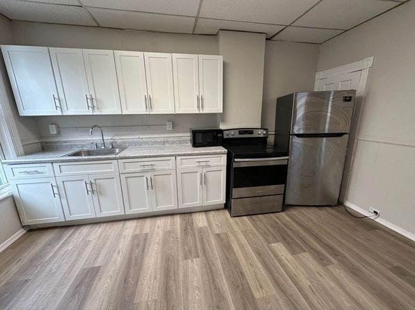 11 S Webster Ave APT 1