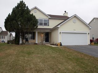 231 Thrush Cir, Lindenhurst, IL 60046