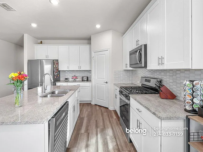 3505 Kingsview Dr — Photo 18