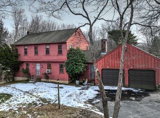 9 Dogwood Knoll Rd, Killingworth, CT 06419