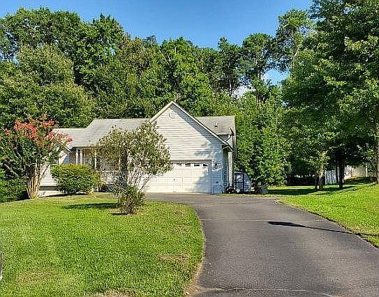 1st image of 46240 Sylvan Ct