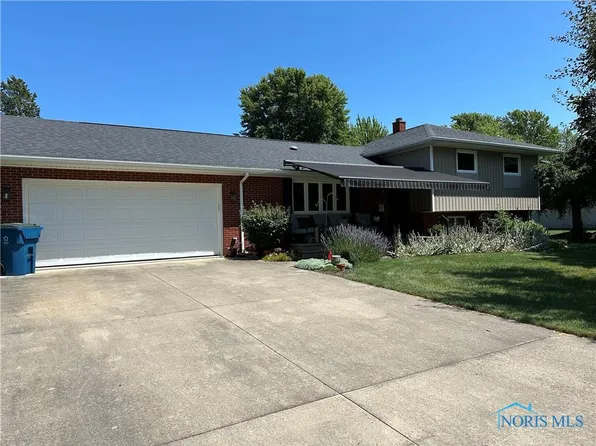 254 Harvest Ln, Oak Harbor, OH 43449