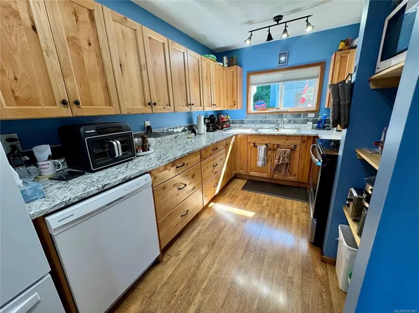 62 Clark Dr, Pt Alice, BC V0N 2N0