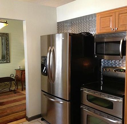 4th image of 31430 Ghent Ave