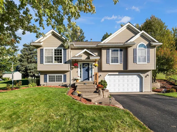 1249 Emily Cir, River Falls, WI 54022