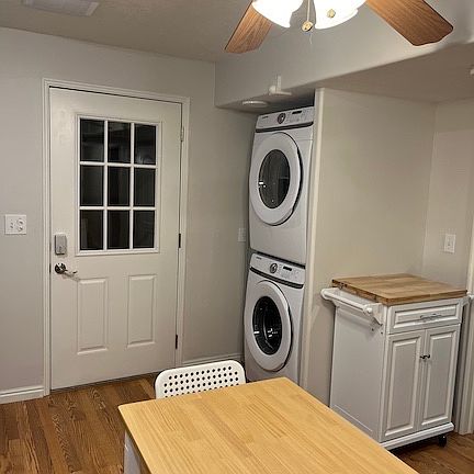 3rd image of 9649 N Dorchester Dr