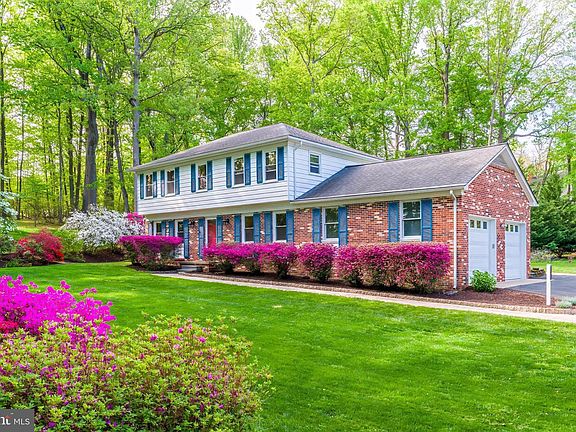 4th image of 12801 Rockwood Ln