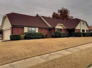 10917 E 27th St, Tulsa, OK 74129
