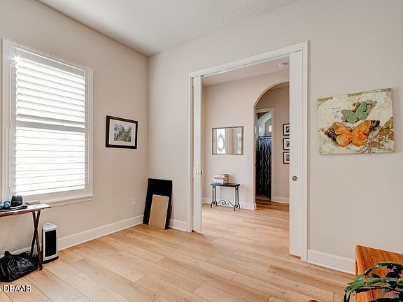 5th image of 436 Nottinghill St