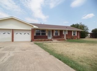 421 W Mississippi St, Temple, OK 73568