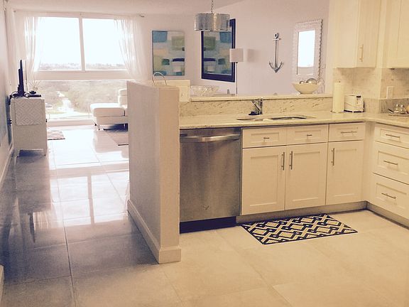 5th image of 2700 N Highway A1a APT 907