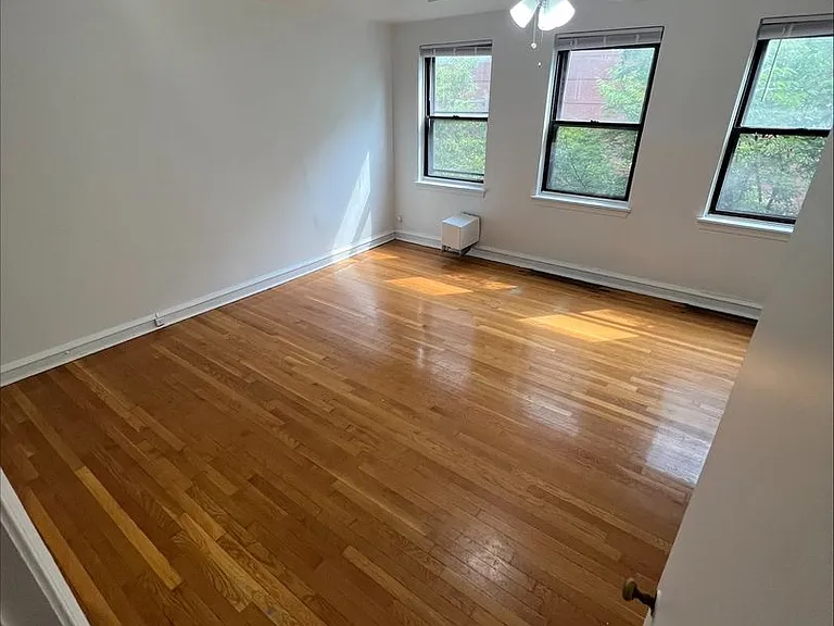 318 S 15th St #3F — Photo 10
