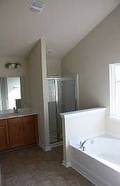 2nd image of 6121 Kilchurn Dr