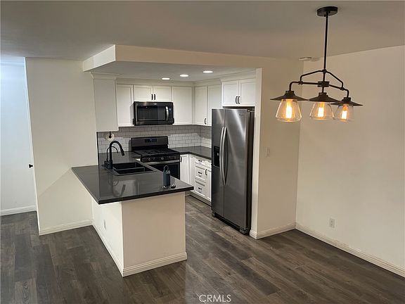 3rd image of 15511 Sherman Way #15511
