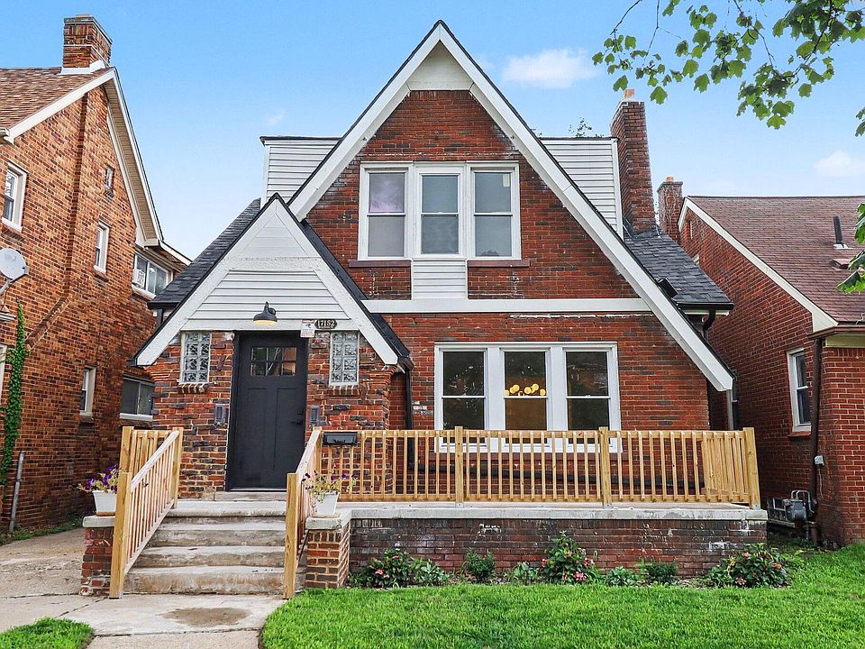 1st image of 17152 Roselawn St