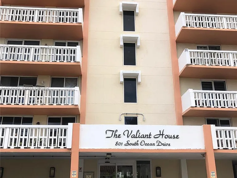 801 S Ocean Dr #1004 — Photo 6