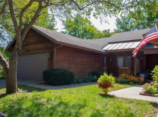 1106 42nd St, West Des Moines, IA 50266