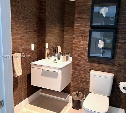 2nd image of 17111 Biscayne Blvd Unit 2102
