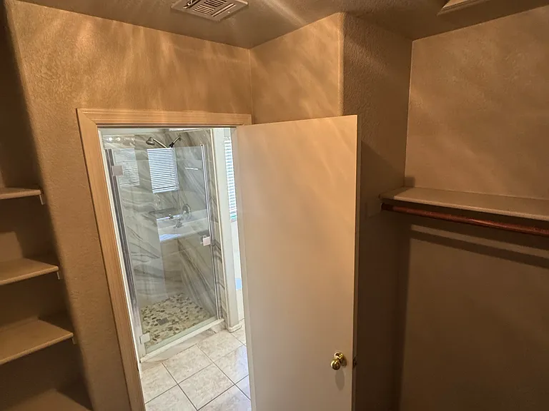 5022 E Holmes Ave — Photo 20