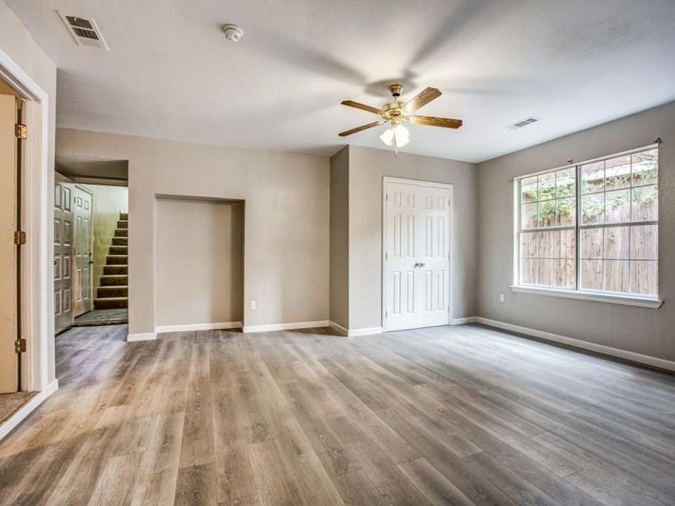 1st image of 2806 Poinsettia Dr