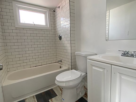 5th image of 437 Ocean Grove Ave
