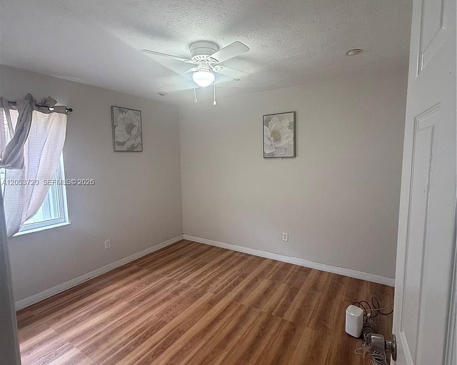 1st image of 233 SW Chapman Ave