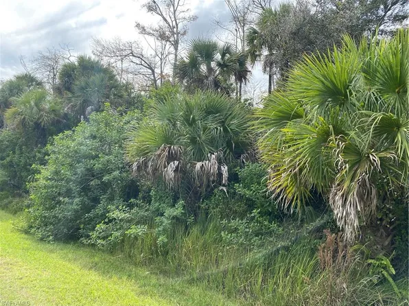 4260 22nd AVE SE, NAPLES, FL 34117
