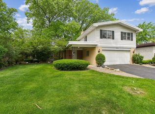 9010 Pottawattami Dr, Skokie, IL 60076